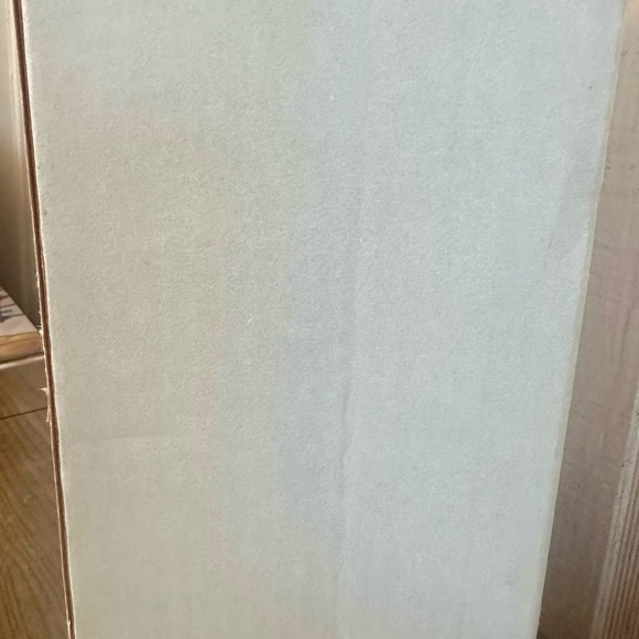 Indiana Glass Diamond Point Vase 8” Crystal Clear Pressed Glass w/ Original Box - Picture 4 of 9